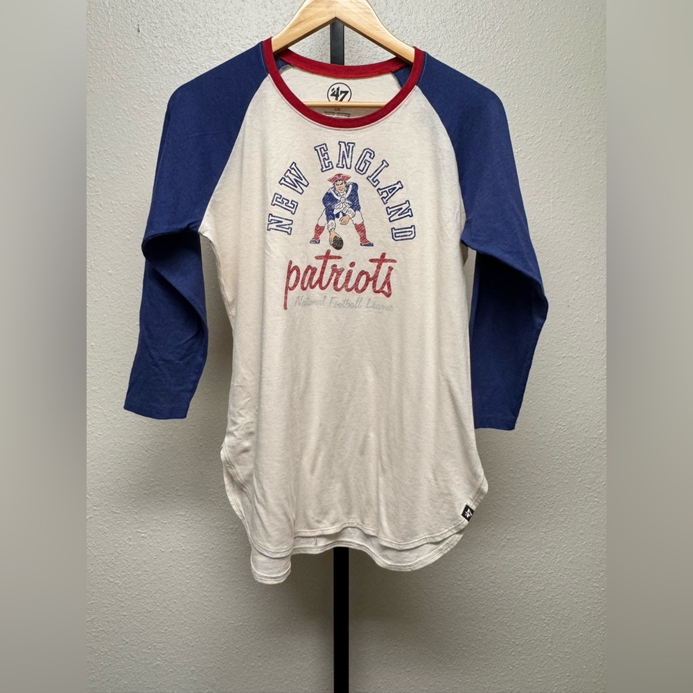 47 Brand Women’s New England Patriots Long Sleeve Tee - Blue & White - Size L